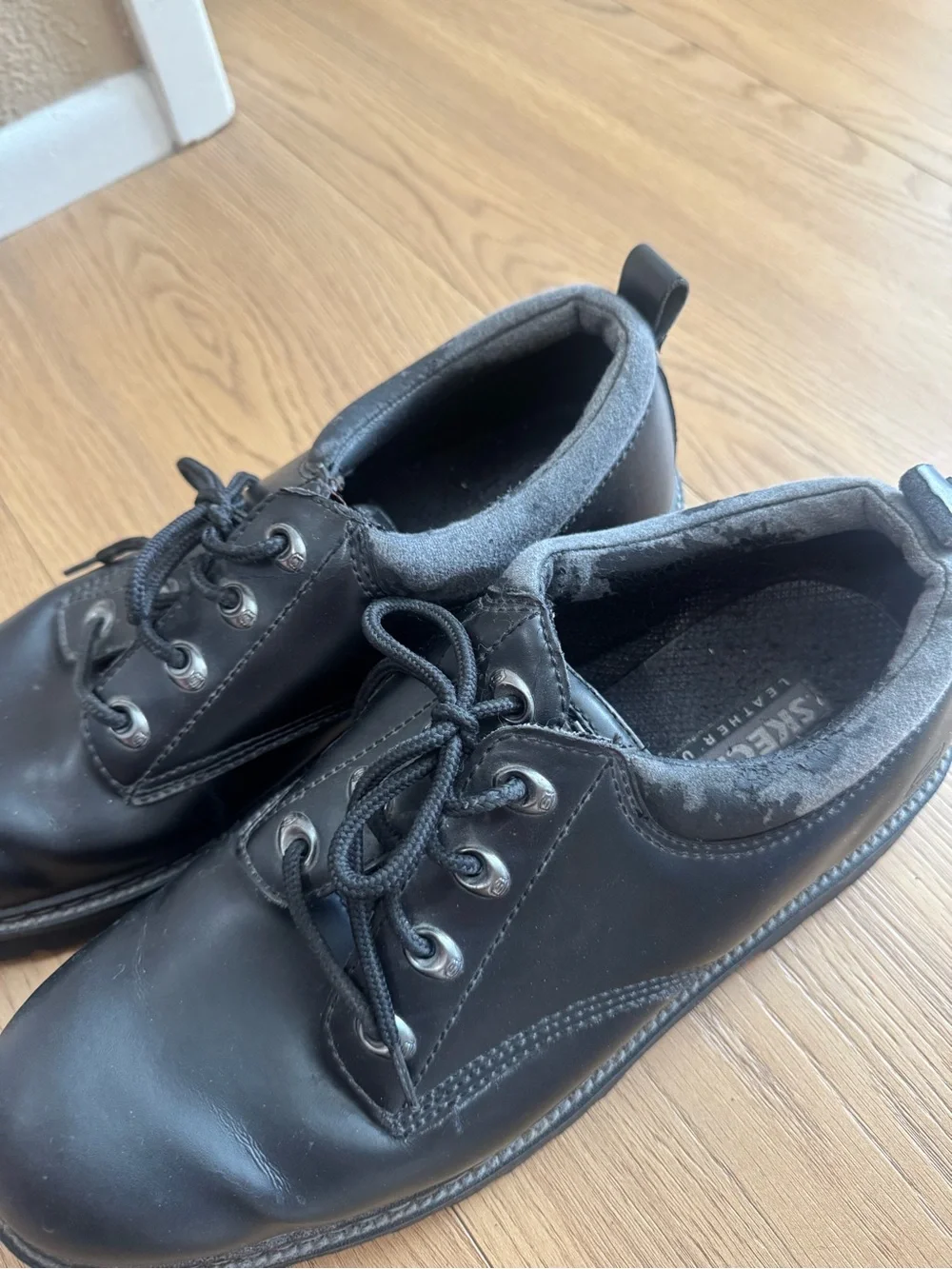 Skechers Men’s Black Lace-Up Casual Oxfords